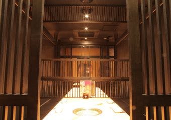 厳選された肉匠の逸品を個室で堪能 家族皆で安心して楽しめる焼肉店