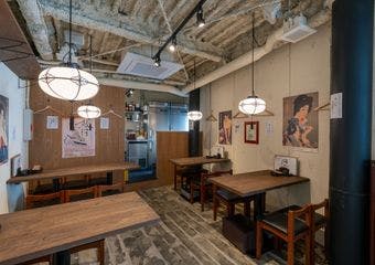 なんば駅近くで炭火の香りをまとった鰻と焼鳥を堪能できる、縁日気分を味わえるユニークな鰻つり体験