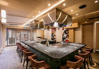 浅草で味わう和牛の芸術 神戸牛の鉄板ステーキ