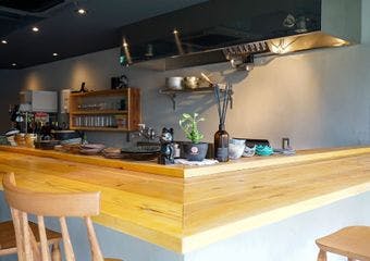 【なんば駅徒歩5分】全面ガラス張りのお洒落な空間でこだわりの料理とお酒を大切な人と．．．