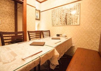 本店とは少し違った雰囲気で、本格やきとんを楽しめる