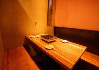 見て楽しいショーケースの和牛焼肉食べ放題、梅田で満喫しよう