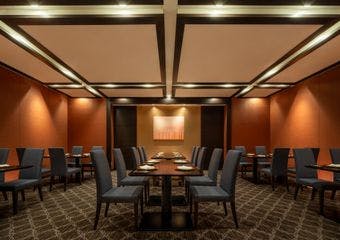 “うまみ”“辛み”“深み”といった四川料理の王道をベースに香港・上海の技法を取り入れた「本格中国料理」をお楽しみいただけます。