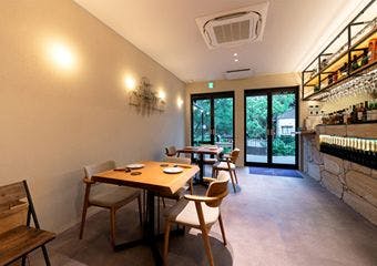 もっと身近に、もっと楽しく、もっと美味しく！をモットーにした「須本シェフのカジュアルキッチン」
皆様のちょっと特別な日常に寄り添うひとときを