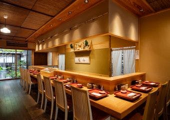 敦賀魚海岸 海鮮丼 うお吟