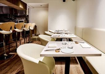 創造を永遠に。大人の隠れ家で過ごす、記憶に残る美食時間。