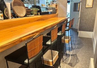 天然の魚と旬の野菜　手造りの味を、静かな空間で