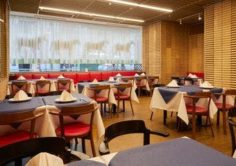 レストランコルト／ホテルコンチネンタル府中