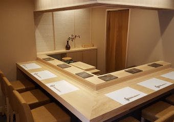 鐵砲洲 鮨 一行