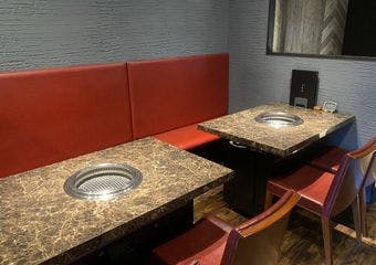 厳選赤身肉が織りなす至福のひととき、恵比寿であかみの真髄を体感