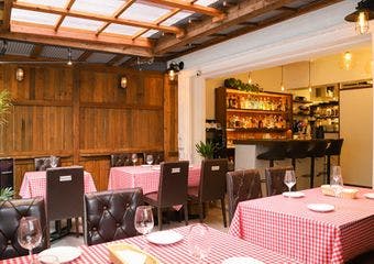 本場のシェフが贈るジャマイカの味、国産食材で安心のスパイス体験を