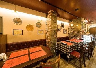 革新的な食材と和のテイストを融合させた日本人好みのイタリアンを提供するイタリア料理店です。