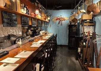 広島のイタリアンの名店で修業したシェフの料理を、ワインと共に楽しむ隠れ家的なバル