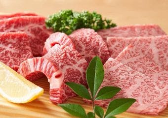 「少しでいい、美味しいお肉が食べたい」をコンセプトにA5ランク宮古牛にこだわり昼営業のみ行っております。