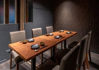 産地、季節により旨さが大きく変わる蟹。上質な蟹を楽しむ蟹好きのための店。