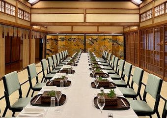 百年の歴史が息づく、日本橋人形町の老舗料亭で至福のひとときを