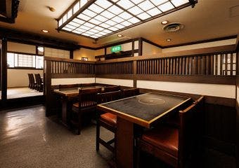 老舗「肉のやまもと」で厳選されたお肉をお楽しみください。