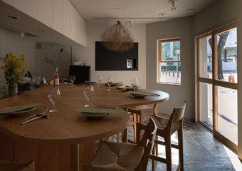 素材の味を活かした、南イタリア仕込みの温もりある一皿を提供。