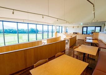 羊蹄山を望む贅沢な空間で、北海道の四季を味わう特別なひとときを