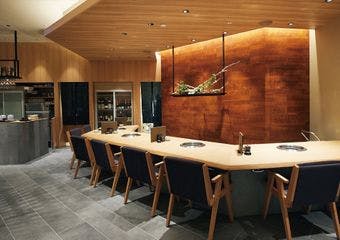 創業75年の歴史を誇る伝統の味、ねぎタン塩と黒毛和牛を心ゆくまで堪能