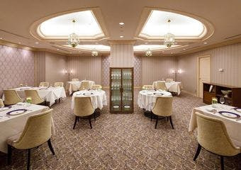 自然の恵みを感じるいわての逸品を、クラシカルな空間で楽しむ上質なひととき