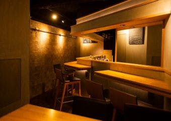 伝統と革新が織りなす中華料理と自然派ワインの絶妙な出会い