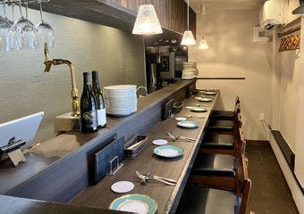 カジュアルフレンチ、ワインと共に楽しむ至福のひととき