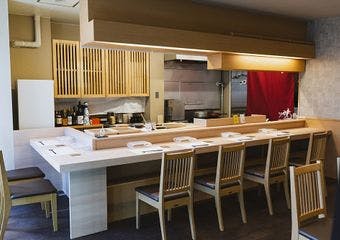 鮨処 暁 -akatsuki-