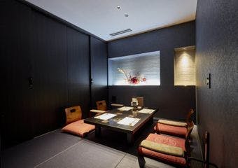 草加駅から徒歩3分、五感で楽しむ和食と鍋料理の贅沢な時間を完全個室で