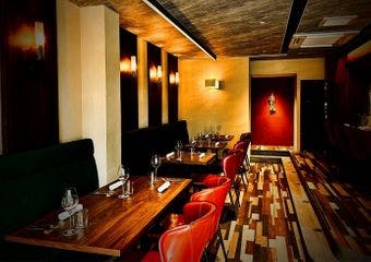 銀座の名店で磨かれた技が織りなす魚介の美味しさを贅沢に味わうひととき