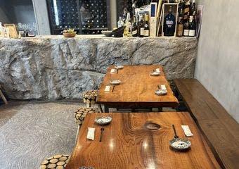 神戸・王子公園の隠れ家「ふじお商店」 行くたびに違う、驚きと感動の肉コースが味わえます。