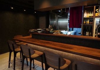 三軒茶屋で旬の味と酒を楽しむ癒しの酒場