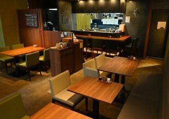 新富町の隠れ家で味わう厳選天ぷらと多彩なお酒 大人の時間を贅沢に