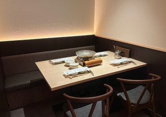 三大和牛を食べ比べできる完全個室のしゃぶしゃぶ・すき焼き専門店。