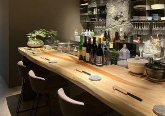 赤坂駅前徒歩1分、静岡おでんと創作料理の隠れ家で非日常を堪能するひとときを