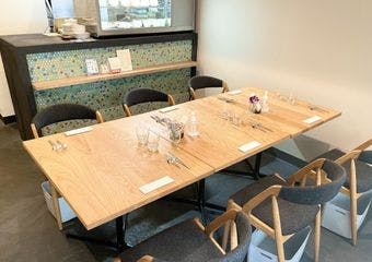 神戸の隠れ家レストランで味わう、新鮮な旬の恵みと共に過ごす至福のひととき