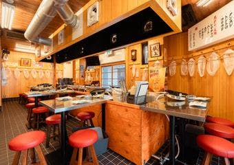 東梅田駅近くで夜遅くまで楽しめる、こだわりの鉄板ホルモンをお召し上がりください