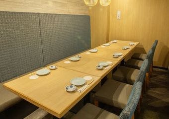 全席個室 鮨と酒日和 ととうお 四条河原町店