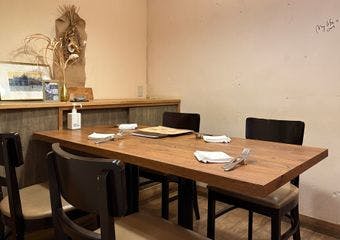 隠れ家的イタリアンで、手作りの味わいと温かさを感じるひとときを