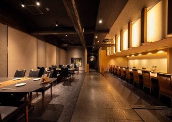 日本の伝統と革新が交わる舞台で、職人の技を五感で楽しむ体験を