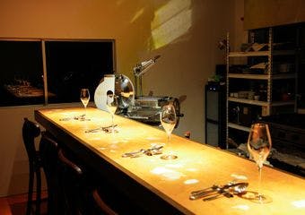 新潟で出会う、自家製生ハムの“聖地”へ