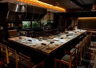 大人の隠れ家で味わう、三つ星シェフの和食居酒屋メニューがここにある