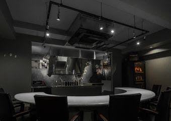 命ある素材と向き合う料理が織りなす、洗練された美食体験