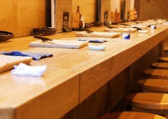 武蔵小山の名店。気取らない雰囲気で愉しむ絶品炭火焼鳥