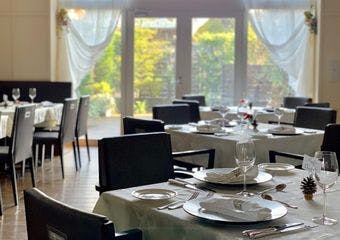 特別な日を彩る個室で、心温まるひとときをお過ごしください