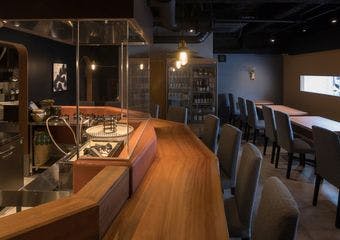 ROBATA 炭家 通天閣店