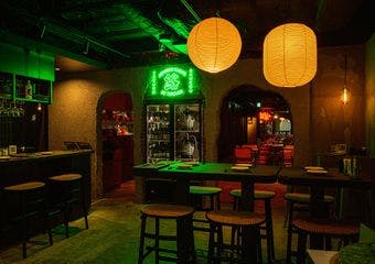 すすきのの隠れ家酒場で、自由に楽しむ夜を過ごしてみませんか