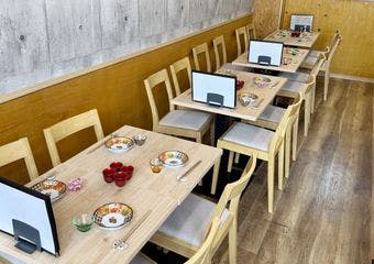 上野駅すぐの贅沢空間 天ぷらと旬の鮮魚が絶品 日本酒100種で寛ぎのひとときを