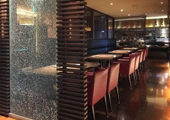 秋の味覚を存分に味わえる、上質な和風創作料理の空間で特別なひとときを