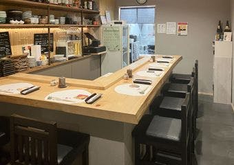 四季折々の揚げたて天ぷらをコースで堪能